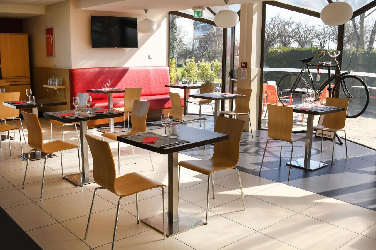 Hotel Ibis Saintes Exteriér fotografie