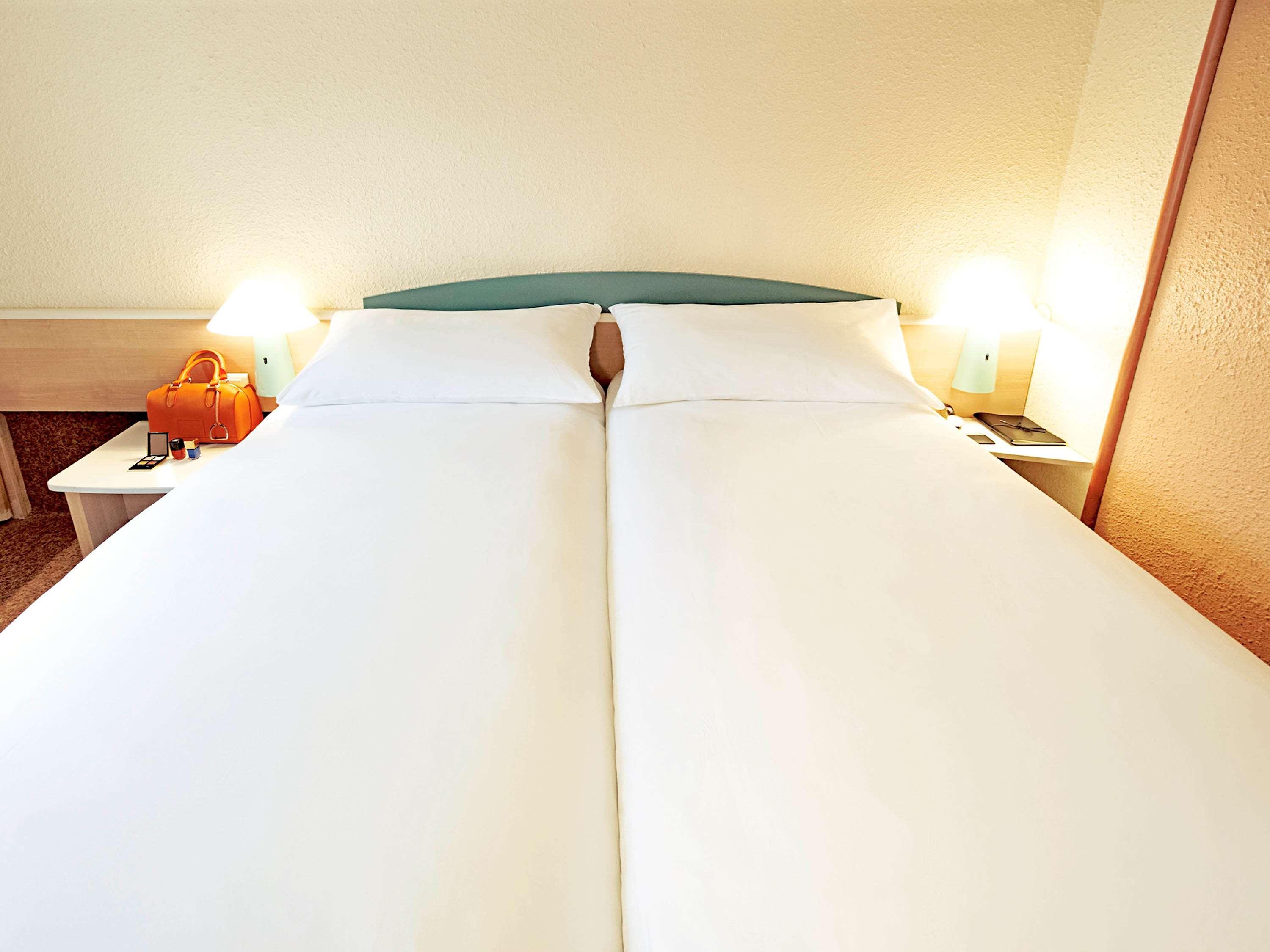 Hotel Ibis Saintes Exteriér fotografie