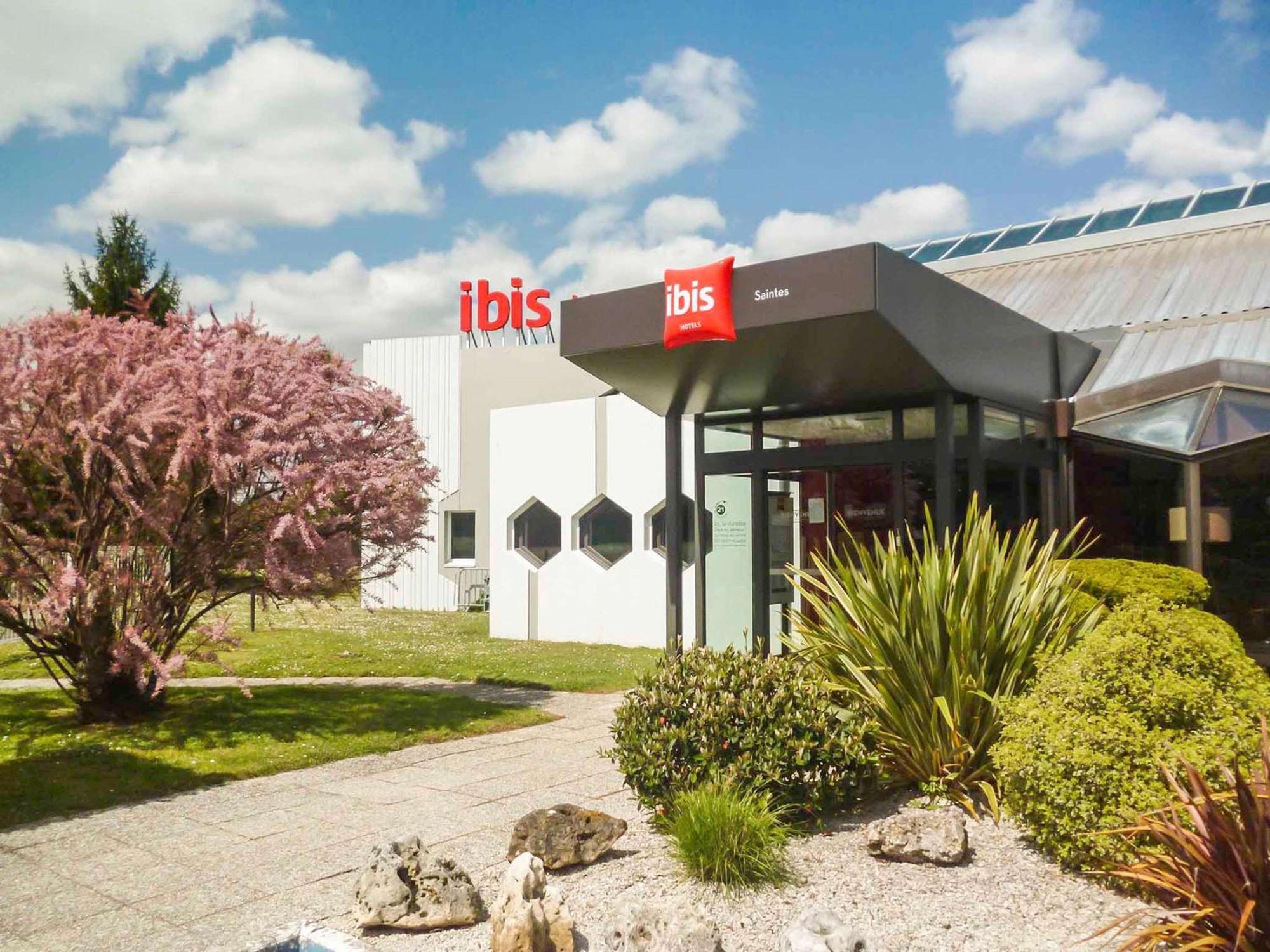 Hotel Ibis Saintes Exteriér fotografie