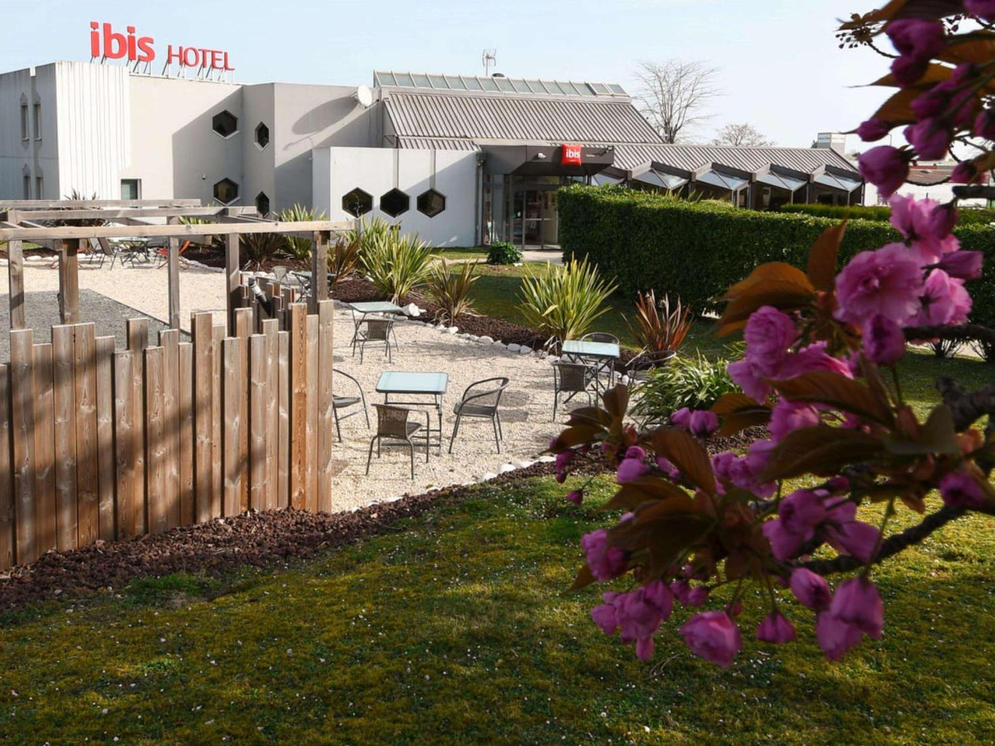 Hotel Ibis Saintes Exteriér fotografie