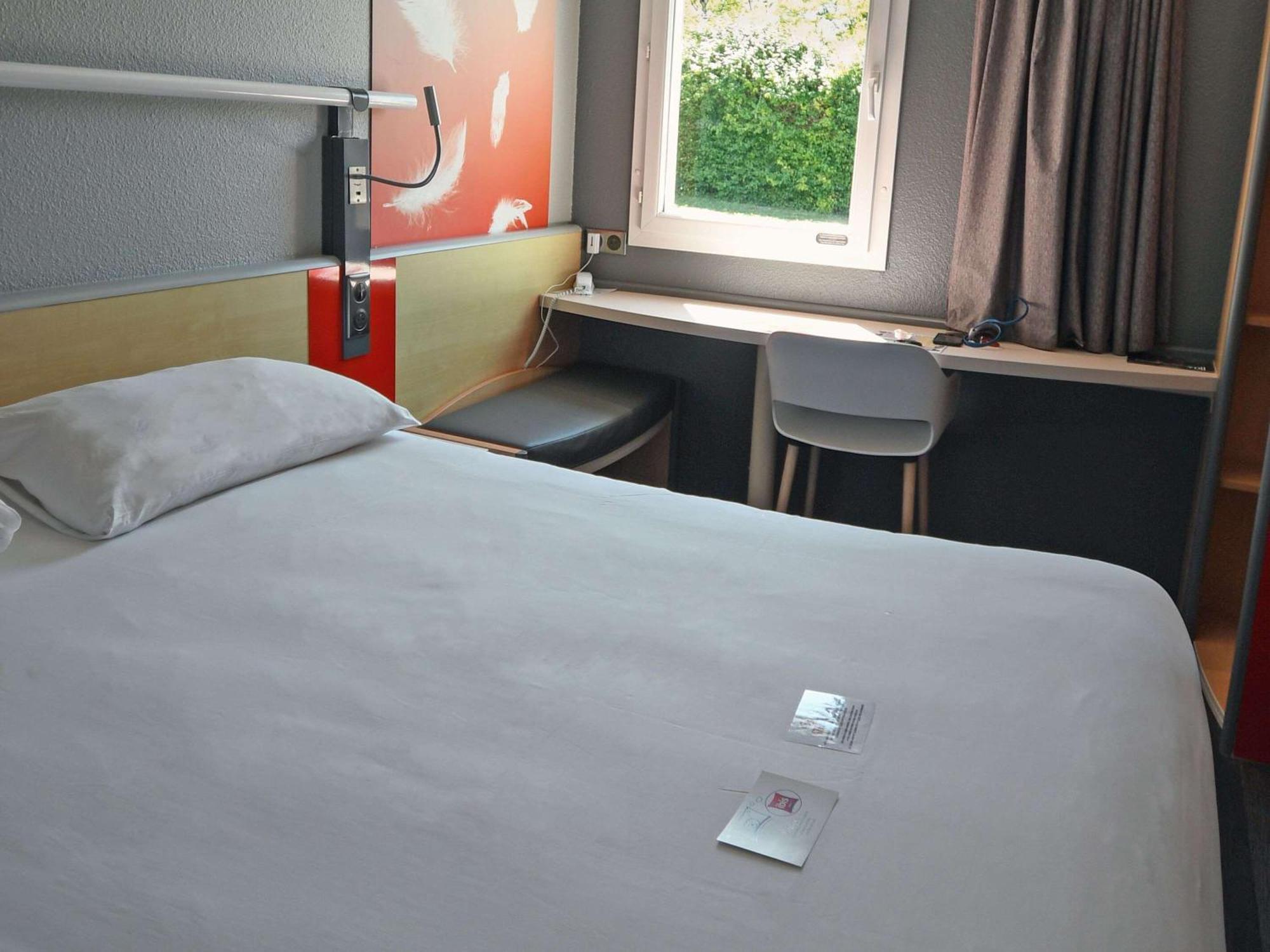 Hotel Ibis Saintes Exteriér fotografie